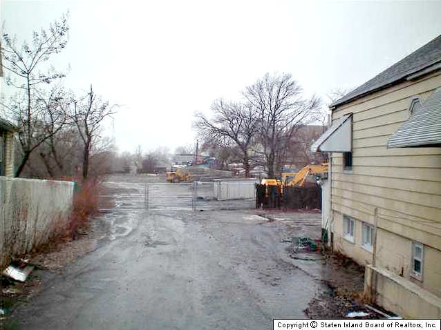 Charleston commercial property