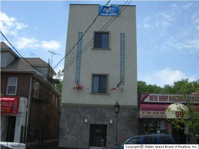 New Dorp commercial property